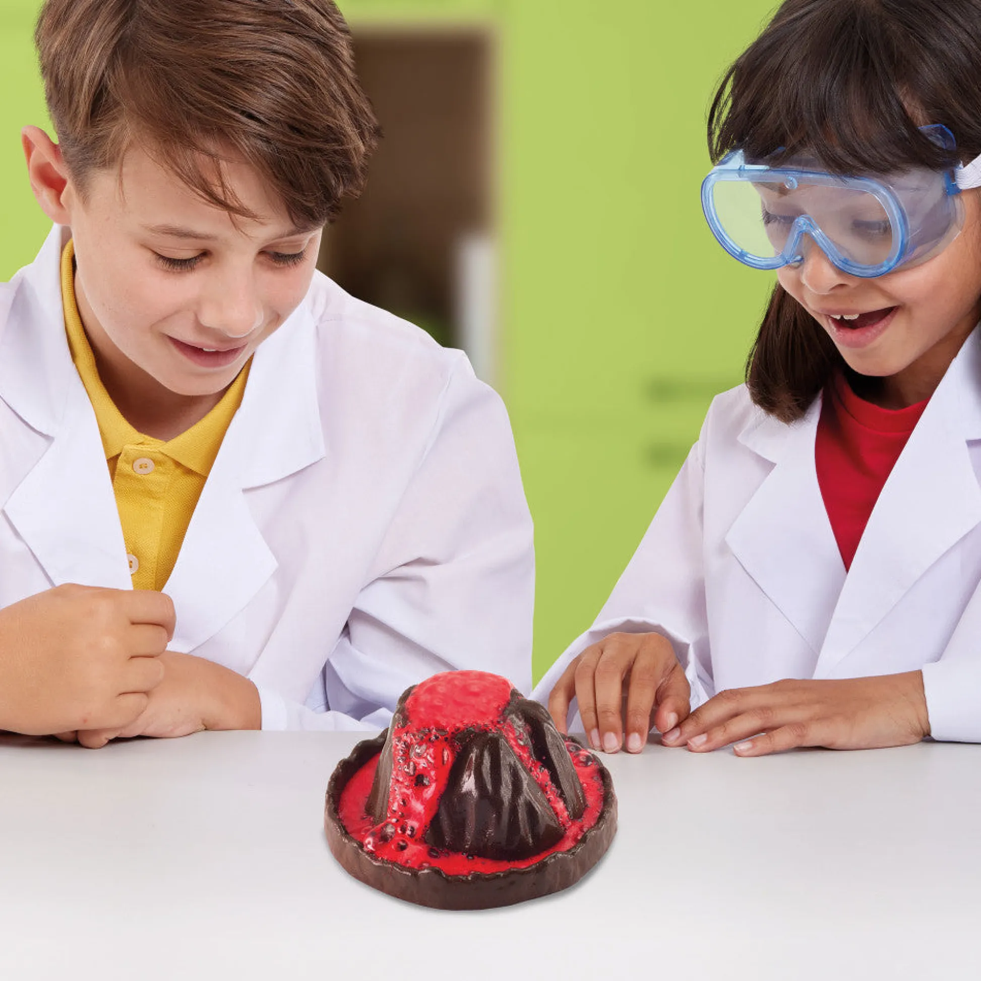 Flat River Group Brainstorm Erupting Volcano Lab - Interactive Science Kit* Science & Discovery