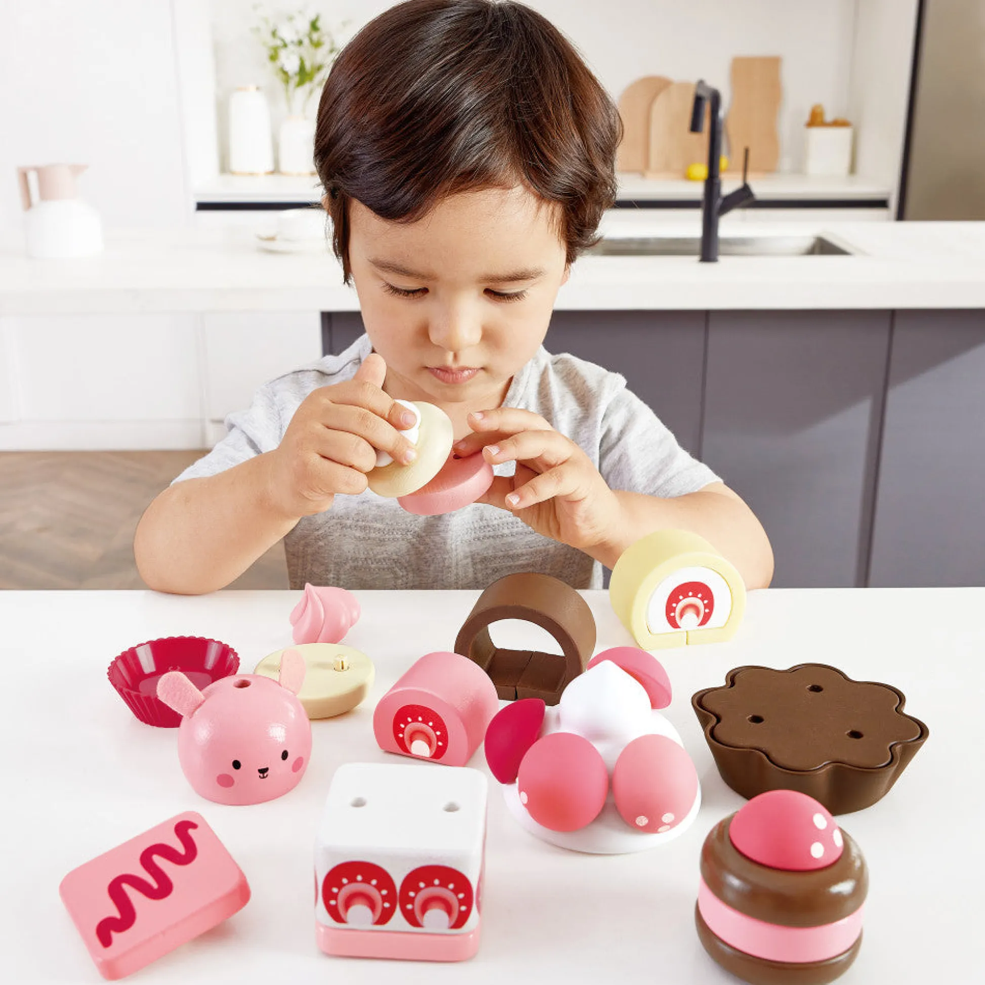 Flat River Group Hape Strawberry Dessert Delight Playset - Pretty in Pink* Kitchens & Play Food|Dress Up