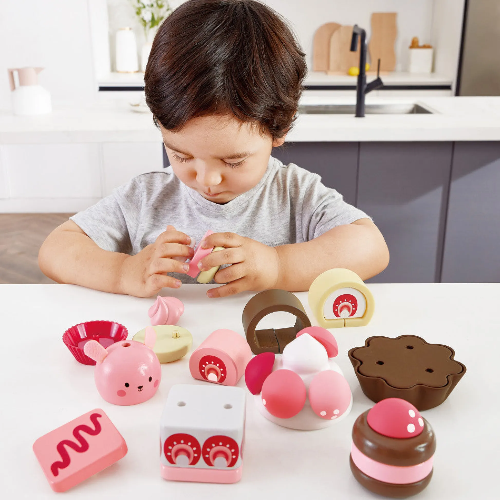 Flat River Group Hape Strawberry Dessert Delight Playset - Pretty in Pink* Kitchens & Play Food|Dress Up