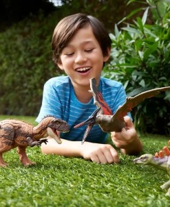 Macy's - Supplier Jurassic World Chaos Theory 7-Inch Action Figure - Wild Roar Kryptops* Action Figures