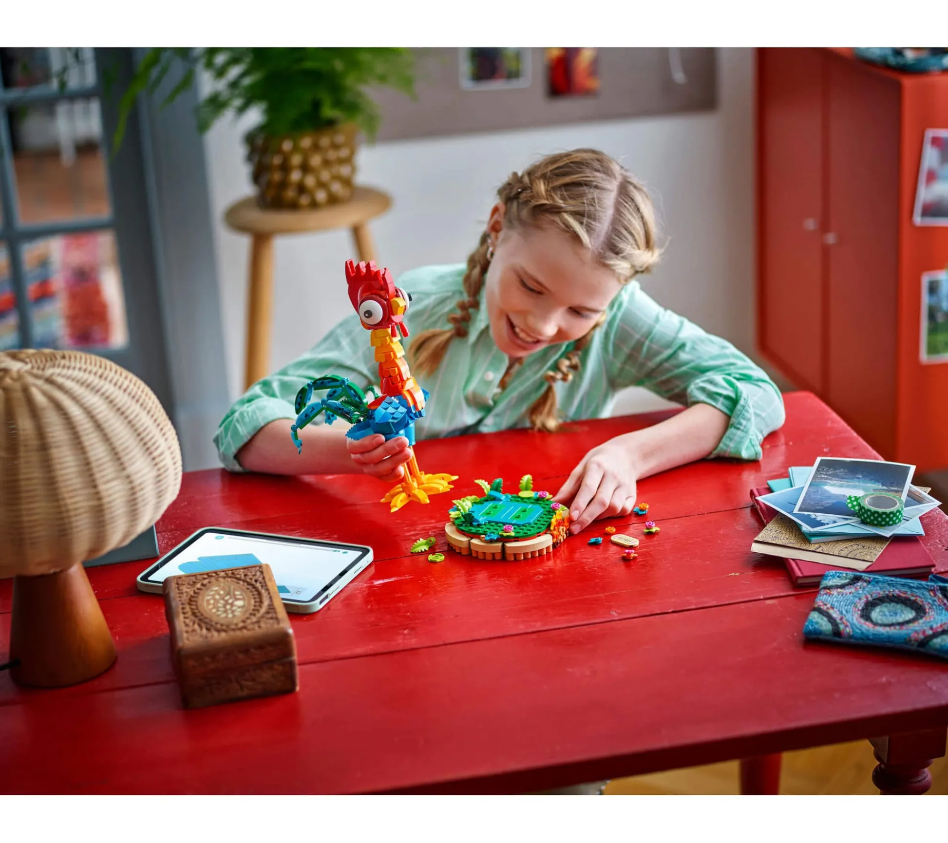 ToyHouse LEGO® | Disney Moana Heihei 566-Piece Model Kit – Colorful Chicken* Lego Disney|Lego Shop