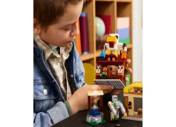 Macy's - Supplier LEGO Minecraft 21273 The Ghast Balloon Village Attack Building Set - 555 Pieces* Lego Shop
