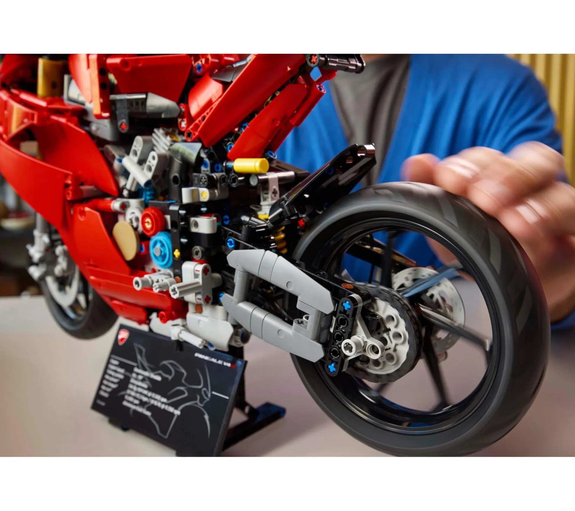 ToyHouse LEGO Technic Ducati Panigale V4 S Motorcycle Model 1,603 Pieces - Iconic Red* Lego Technic|Lego Shop