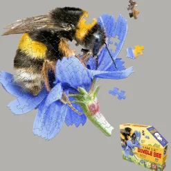 Maddcapp Games Madd Capp I AM LiL' BUMBLE BEE Jigsaw Puzzle - 100 pc* Puzzles