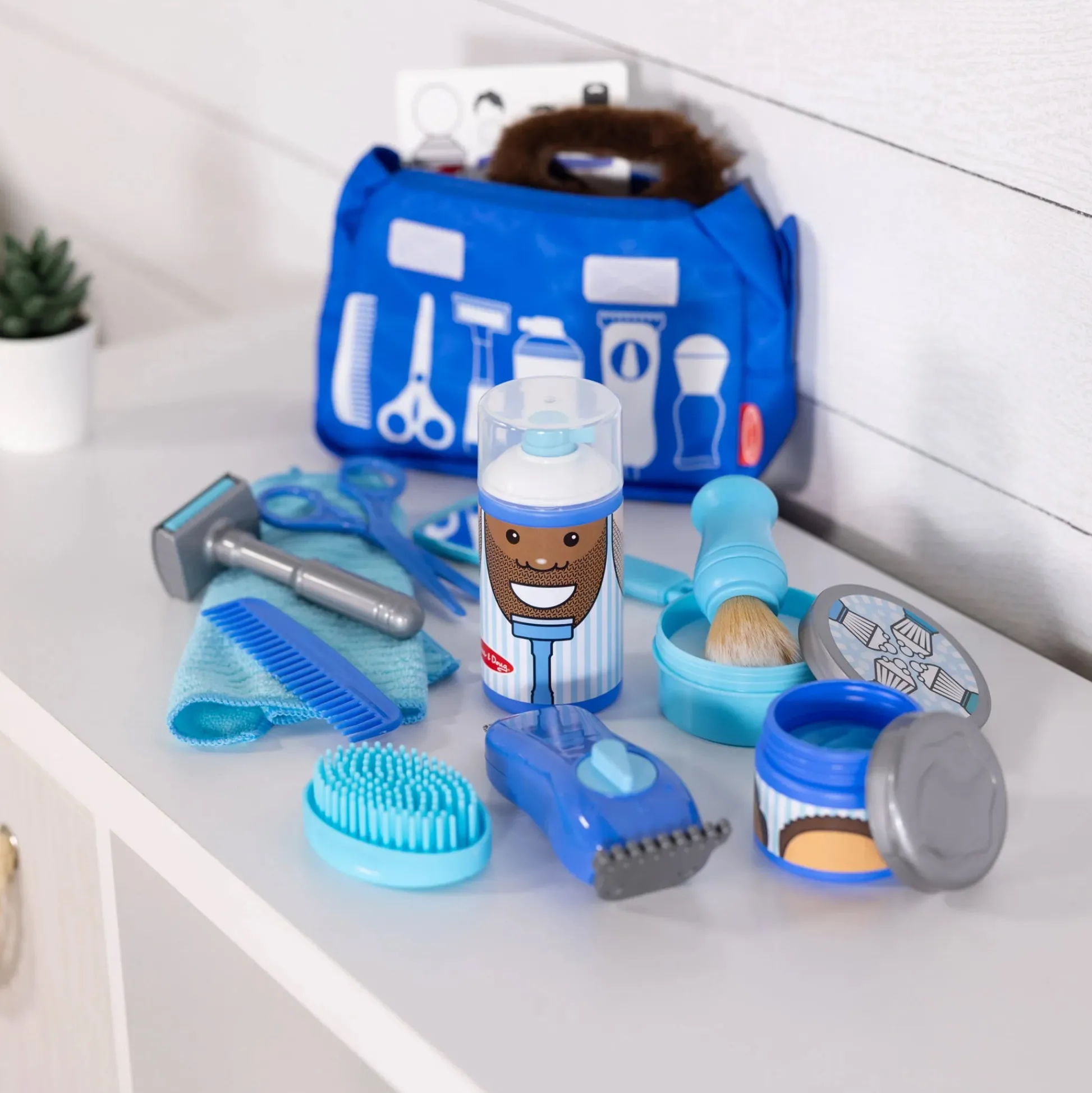 Educators Resource Melissa & Doug Barber Shop Play Set - Complete Hair and Beard Care Kit* Tools & Workshops|Dress Up