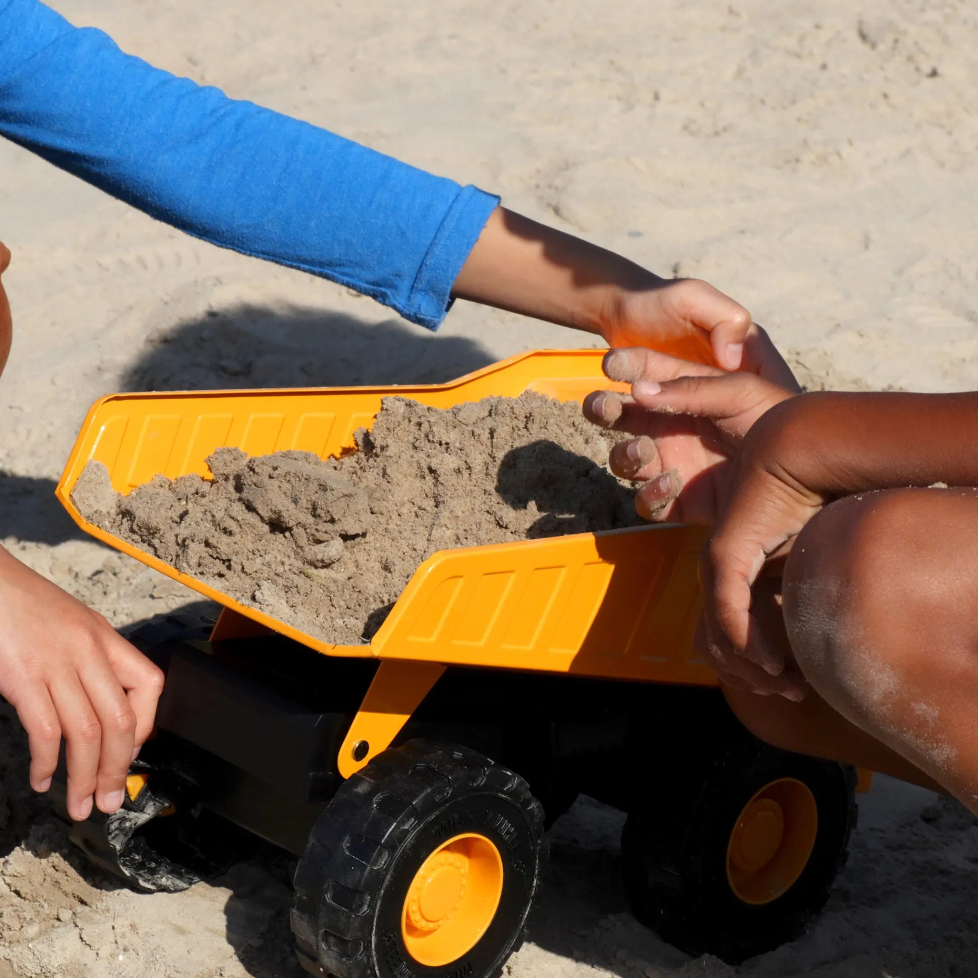 Flat River Group Mighty Wheels 16" Super Dump Truck with Moveable Tipping Bed, Durable Toy for Kids Aged 3+* Farm & Construction Vehicles