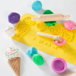 Flat River Group Play-Doh Wooden Ice Cream Stand Sweet Treats Play Center* Clay, Dough & Sand Art