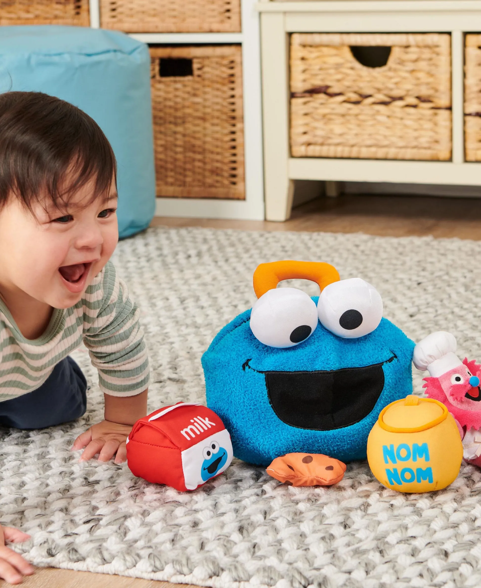 Macy's - Supplier Sesame Street Cookie Monster & Gonger 8 inch Interactive Plush Playset* Preschool Pals|Stuffed Animals
