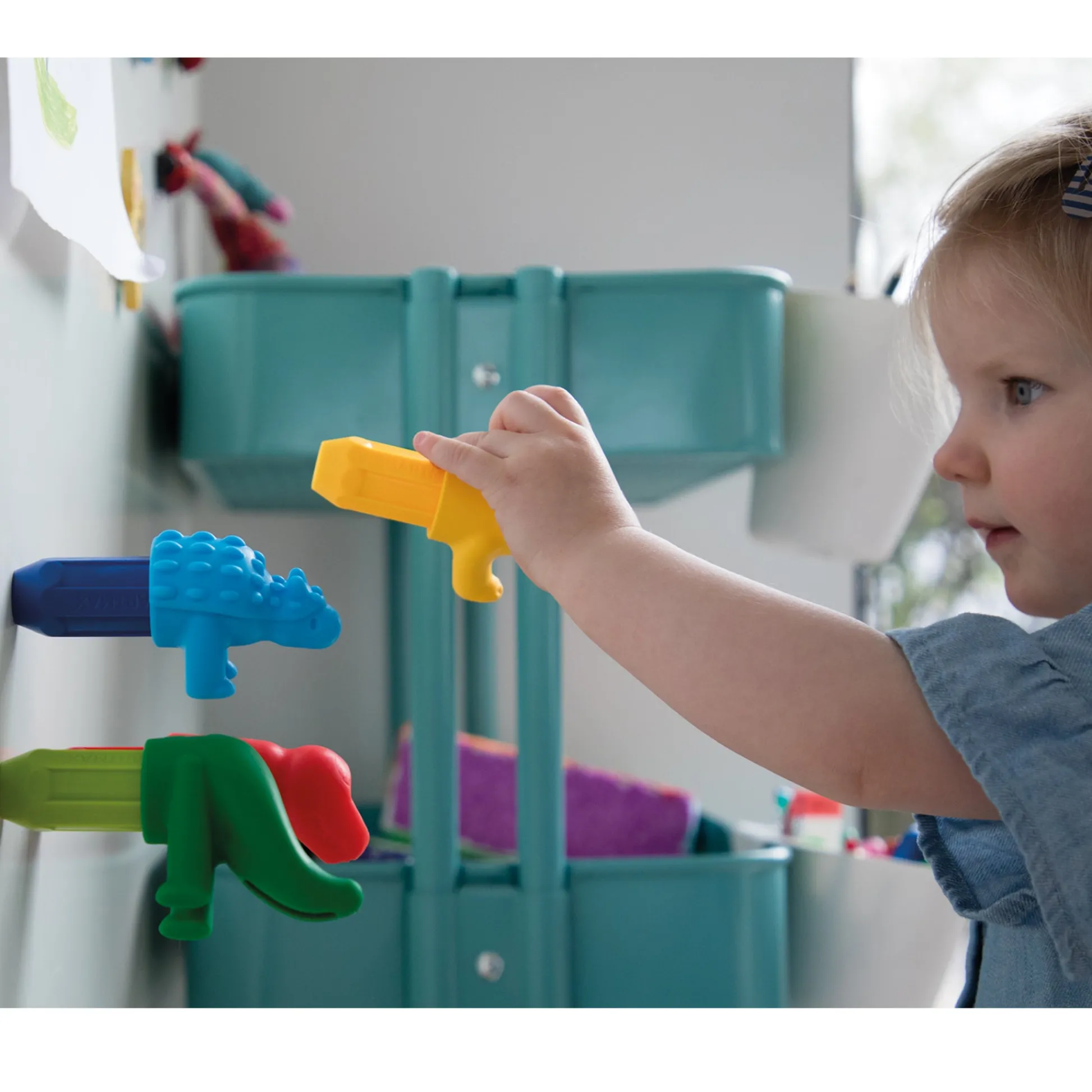 Educators Resource SmartMax My First Dinosaurs Magnetic Building Set, 14 Pieces* Magnetic Tiles & Building Sets