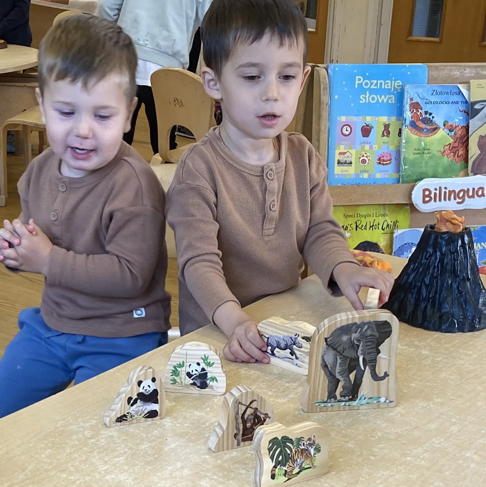 Educators Resource Yellow Door Endangered Animal Families Wooden Playset* Playsets & Vehicles|Social & Emotional Skills