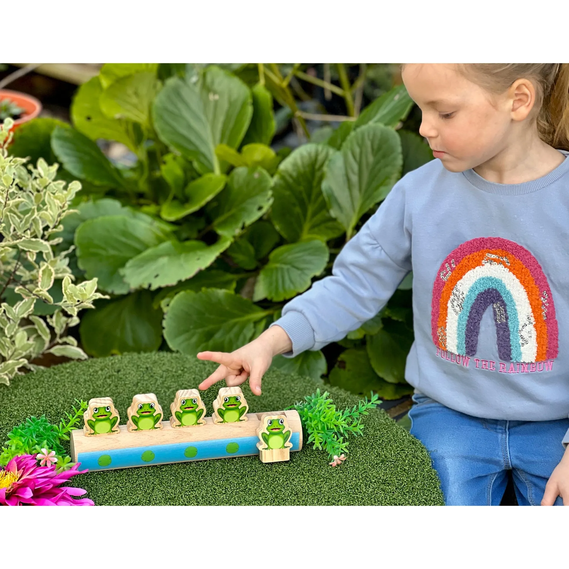Educators Resource Yellow Door Sustainable Wood Five Frogs on a Log - Number Matching Game* Preschool Education Toys & Activities